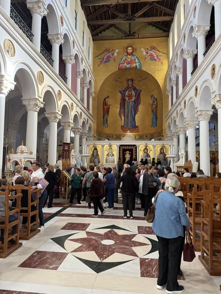 Οι συνταξιούχοι στην εκκλησία του Αγ. Αρσενίου